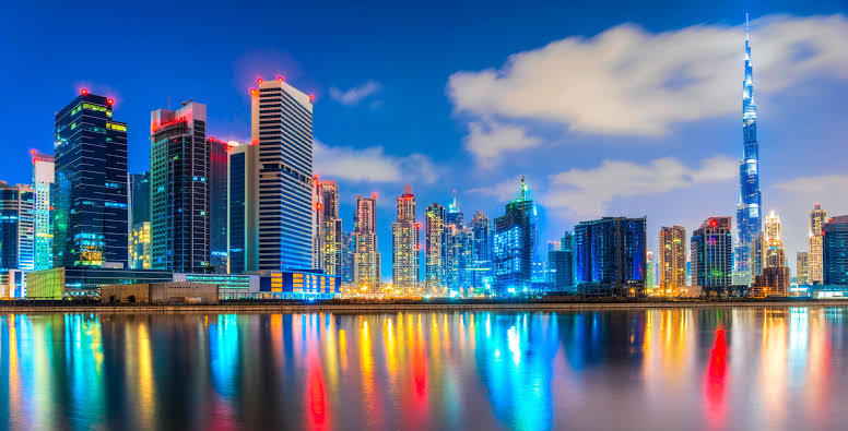 Minds banner for @Dubai