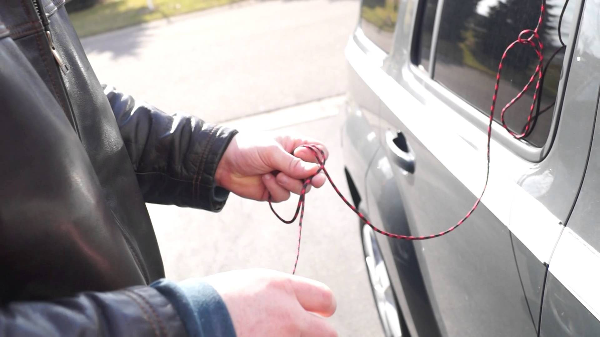 Here s One Way To Unlock Your Car Door In 10 Seconds Minds