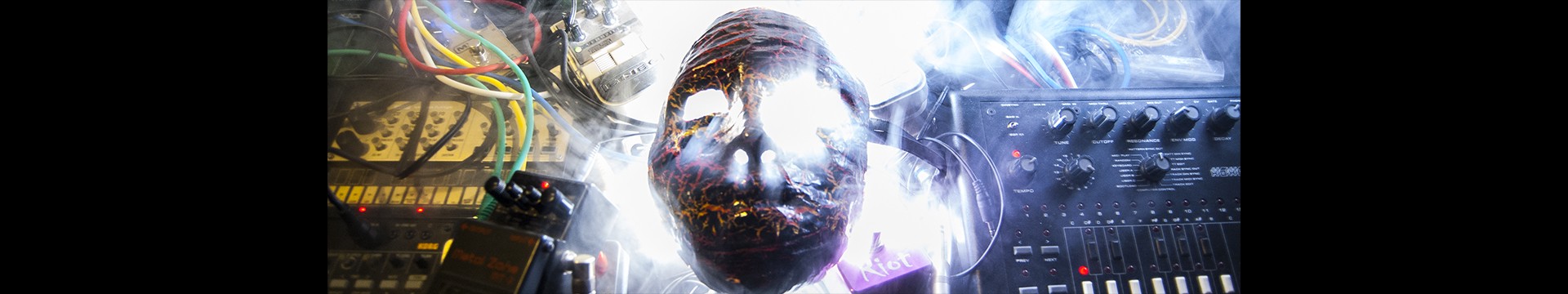 Minds banner for @fiend